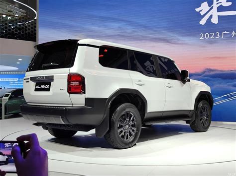 Toyota презентувала новий Land Cruiser Prado 250 - Avtosota