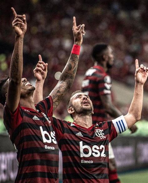 Pin De Gilson Ferreira Em Flamengo Everton Ribeiro Amor E Paix O