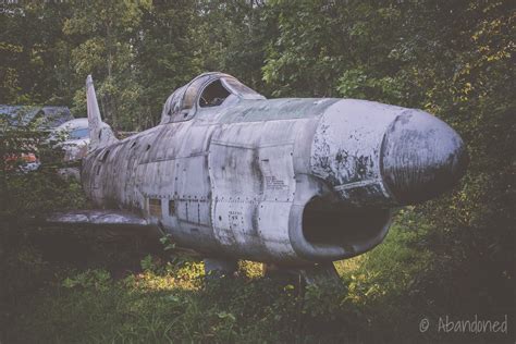 Airplane Graveyard - Abandoned - Abandoned Building Photography