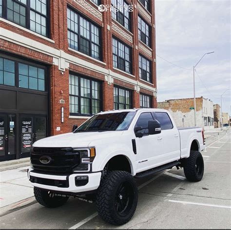 2021 Ford F 250 Super Duty With 24x12 44 TIS 547B And 38 13 5R24 Nitto