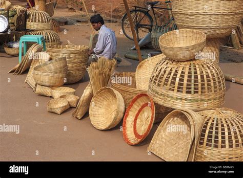 Bamboo Handicrafts Hi Res Stock Photography And Images Alamy