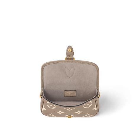 Nano Diane 雙色 Monogram Empreinte 皮革 鏈帶錢包及迷你包款 M83300 Louis Vuitton