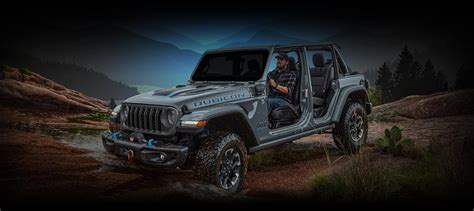 2024 Jeep® Wrangler Available Warn Winch And Power Seating