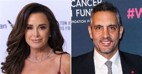 Rhobh Star Kyle Richards Estranged Husband Mauricio Moves Out Of