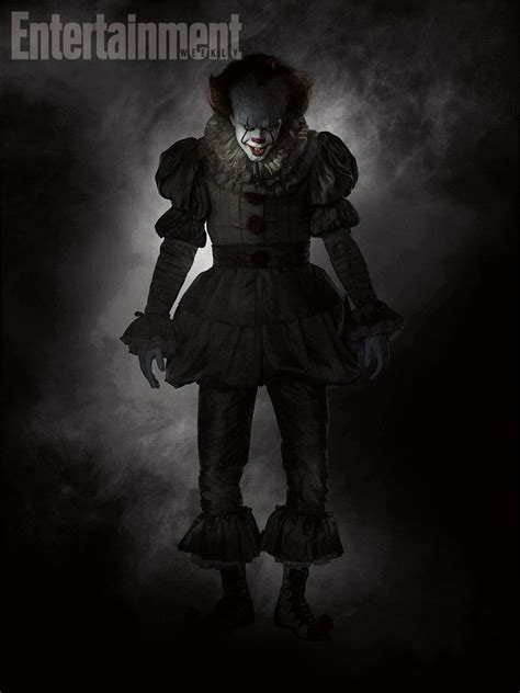 It movie: Pennywise First Look - Bill Skarsgård Photo (39844863) - Fanpop