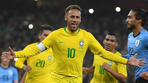 サッカーブラジル代表通算ゴール数ランキング、ネイマールは日本戦で最多9得点｜【spaia】スパイア