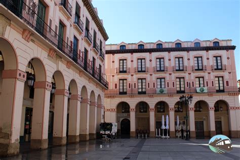 Plaza Luis L Pez Allu Huesca Rutas Por Espa A