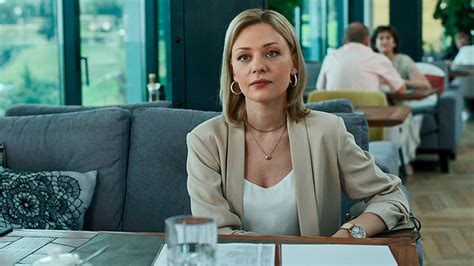 Сериал «Родная мачеха» (2021) - сюжет, актеры и роли, кадры из сериала