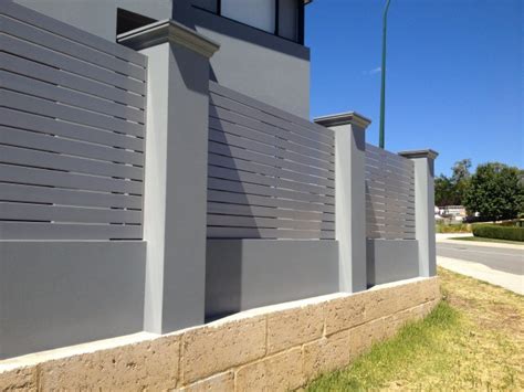 Slat Gallery Fence Spot Excellence In Fencing