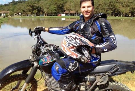 Goionews Piloto De Motocross Sofre Infarto E Morre Durante Prova Em