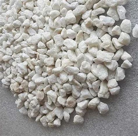 White Dolomite Lumps Packaging Type Bag Packaging Size 50 Kg At