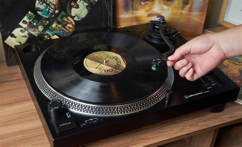 Audio-Technica AT-LP120XUSB-BK Review - The Tech Edvocate