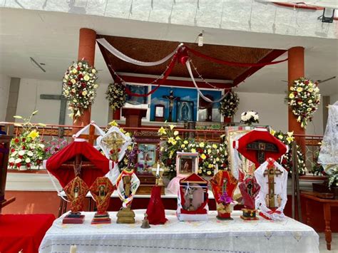 CELEBRACIÓN A LA SANTA CRUZ EN LA COMUNIDAD DE LA D SANTA BÁRBARA