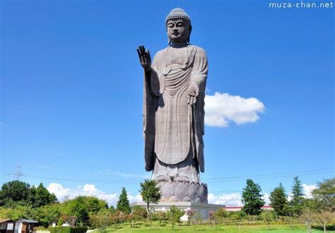 Ibaraki Prefecture Ushiku Daibutsu Built At M Tall It Is