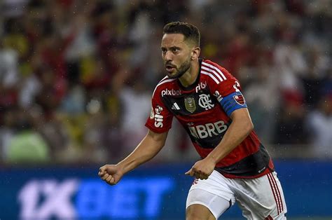 Ap S Ter Les O Confirmada Pelo Flamengo Everton Ribeiro Se Manifesta