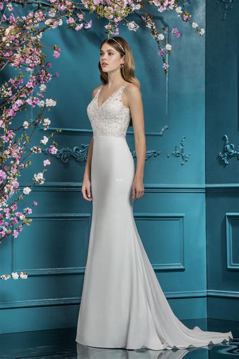 Wedding Dress From Ellis Bridals Hitched Co Uk