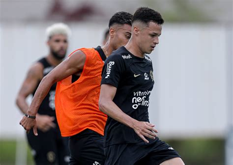 Corinthians Faz Trabalho De Situações Ofensivas E Confirma Jogo Treino