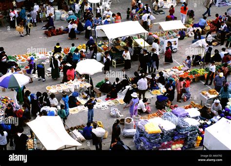 Otavalo market. Ecuador Stock Photo - Alamy