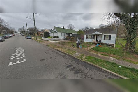 The Dark Side of Knoxville Craigslist: A Deep Dive Investigation - 3p1hxnz