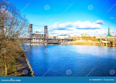 Steel Bridge Across Willamette River in Portland Editorial Stock Image ...