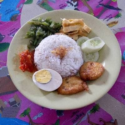 Resep Nasi Lemak Gurih (Rice Cooker) oleh Delicia Kitchen - Cookpad