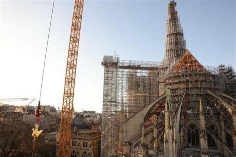 La Fl Che De Notre Dame Sera Bien Visible Au Moment Des Jo Promet