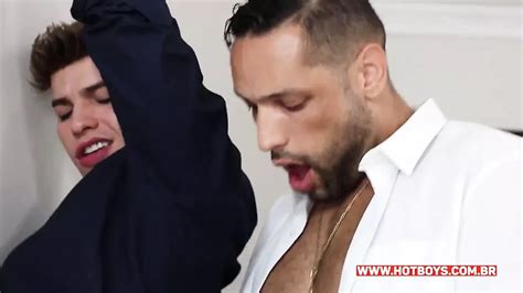 Vidéos porno gay gratuites Sodomie Sans Capote xHamster