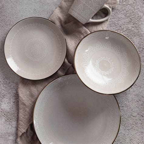 Beige Color Glazed With Pad Printing Stoneware 16 Pcs Dinnerware Set China Multi Color And