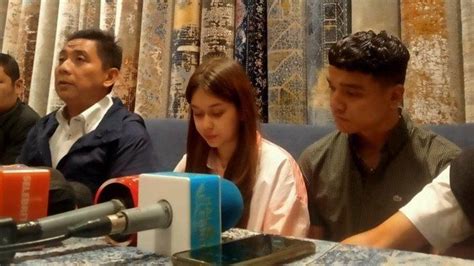 Akhirnya Muncul Rebecca Klopper Didampingi Fadly Faisal Saat Bicara