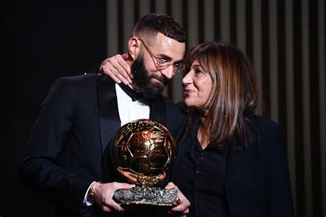 Karim Benzema Arrecadou Primeira Bola De Ouro