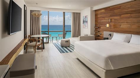 Hilton Cancun an All Inclusive Resort | WestJet official site