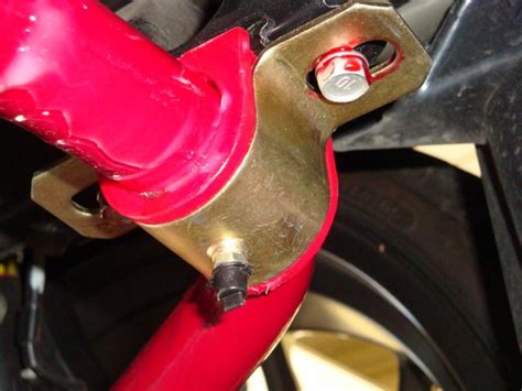 Mazda Rear Sway Bar Bushing Replacement