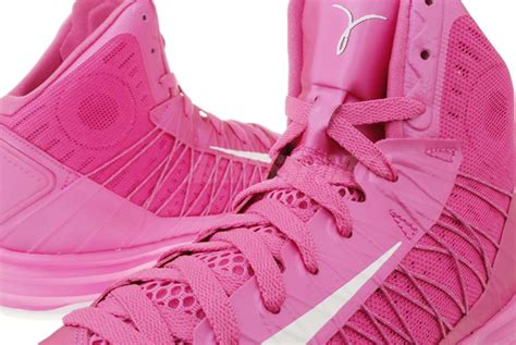 Hyperdunk Think Pink