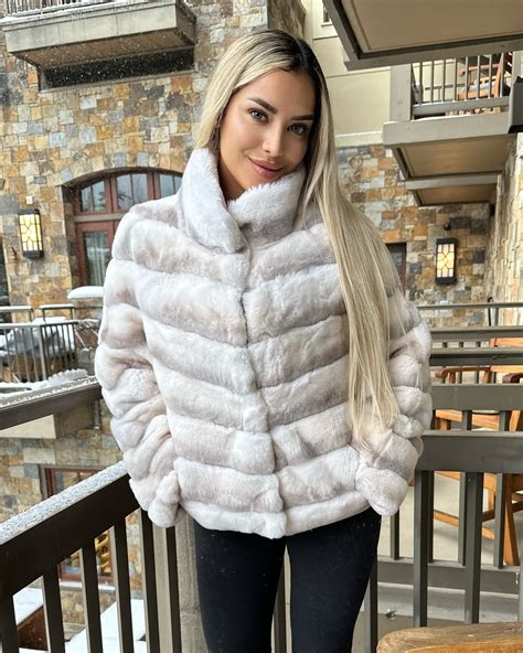 Sophia Del Mar (@sophia.del.mar) • Instagram photos and videos