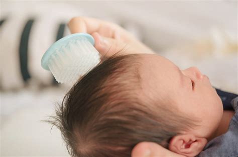 Cara Merawat Rambut Bayi Agar Lebat Kuat Dan Sehat Berkeluarga