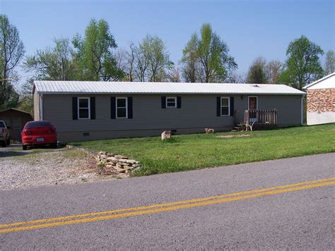 1195 Ky Highway 3249 Stanford Ky 40484 Zillow