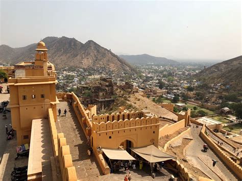 LandLopers - Not Your Ordinary Travel Site | Amer fort, Jaipur, Travel