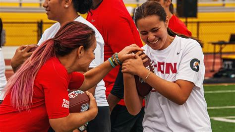 49ers Prep Hosts Girls Flag Football Jamboree Fueled By Gatorade