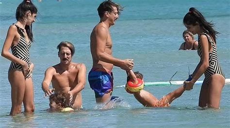 Hot Sexy Beyza Sekerci Hepileri Bikini Pics