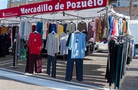 Pozuelo IN MERCADO URBANO EN LA AVENIDA DE EUROPA