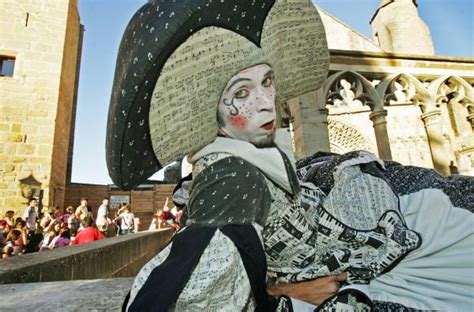 Olite And Its Castle Visit Navarra Official Website Of The Navarre