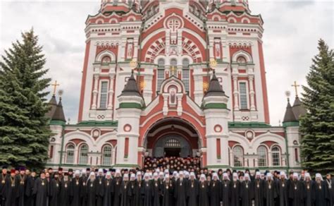 Помісний Собор УПЦ МП вніс до Статуту зміни про самостійність: реакції ...