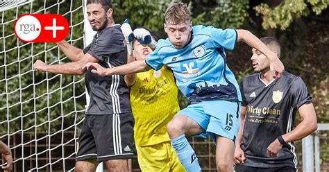 Der Fußballer des FCR legte anfangs keinen Wert auf die Rückennummer 15 ...