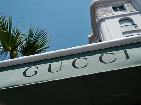 Patricia Gucci asking to be present when daughter is deposed