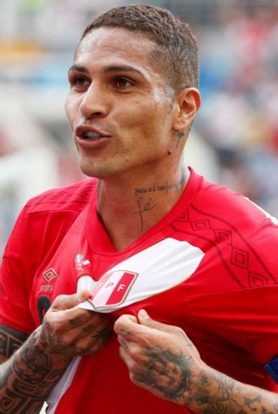 Paolo Guerrero demuestra su amor por el Perú con profundo mensaje