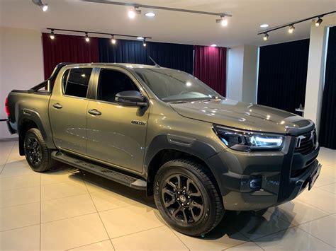 Toyota Hilux D D X Invincible A T Dizel