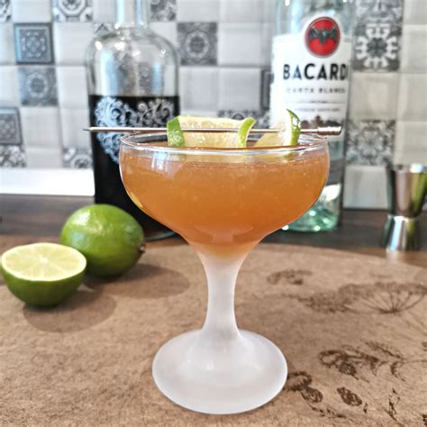 Classic Daiquiri Cocktail Recipe Foodiosity