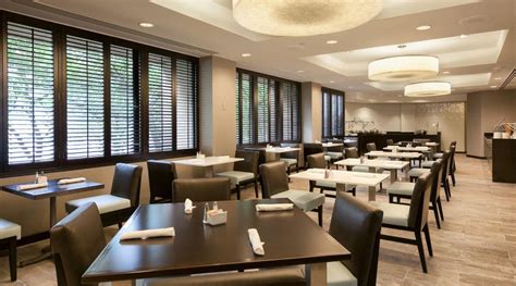 DoubleTree by Hilton Hotel & Suites Houston by the Galleria | Tri ...