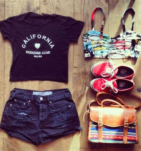 17 Best images about Black Vans Outfit on Pinterest | Red skater skirt ...