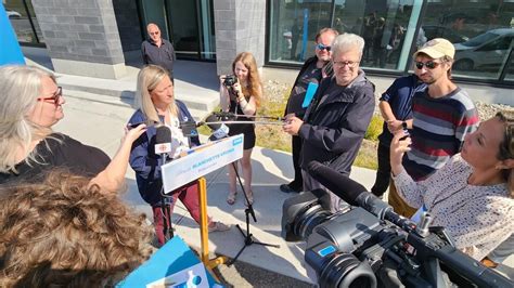 La Caq Emploie Les Grands Moyens Dans Rimouski Lections Qu Bec